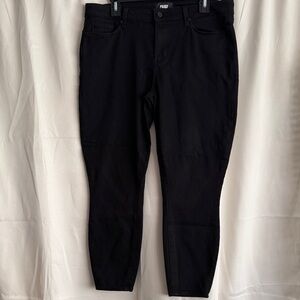 PAIGE Verdugo Crop Black Jeans Pants Size 32